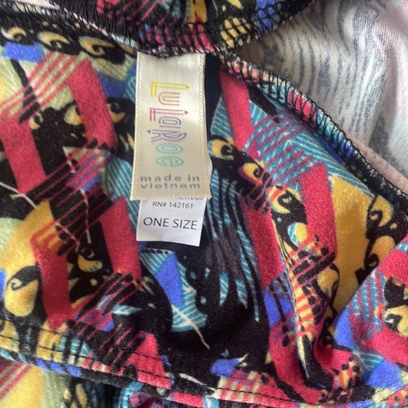 LuLaRoe soft one size leggings - muted colors - Picture 5 of 5